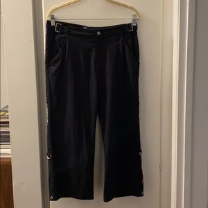 Lucy Travel Crop Pants Size 4-6